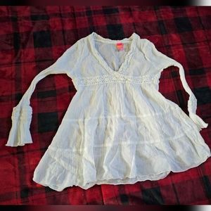 #836- girls blouse size 10